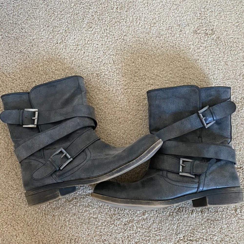 Steve Madden Boots